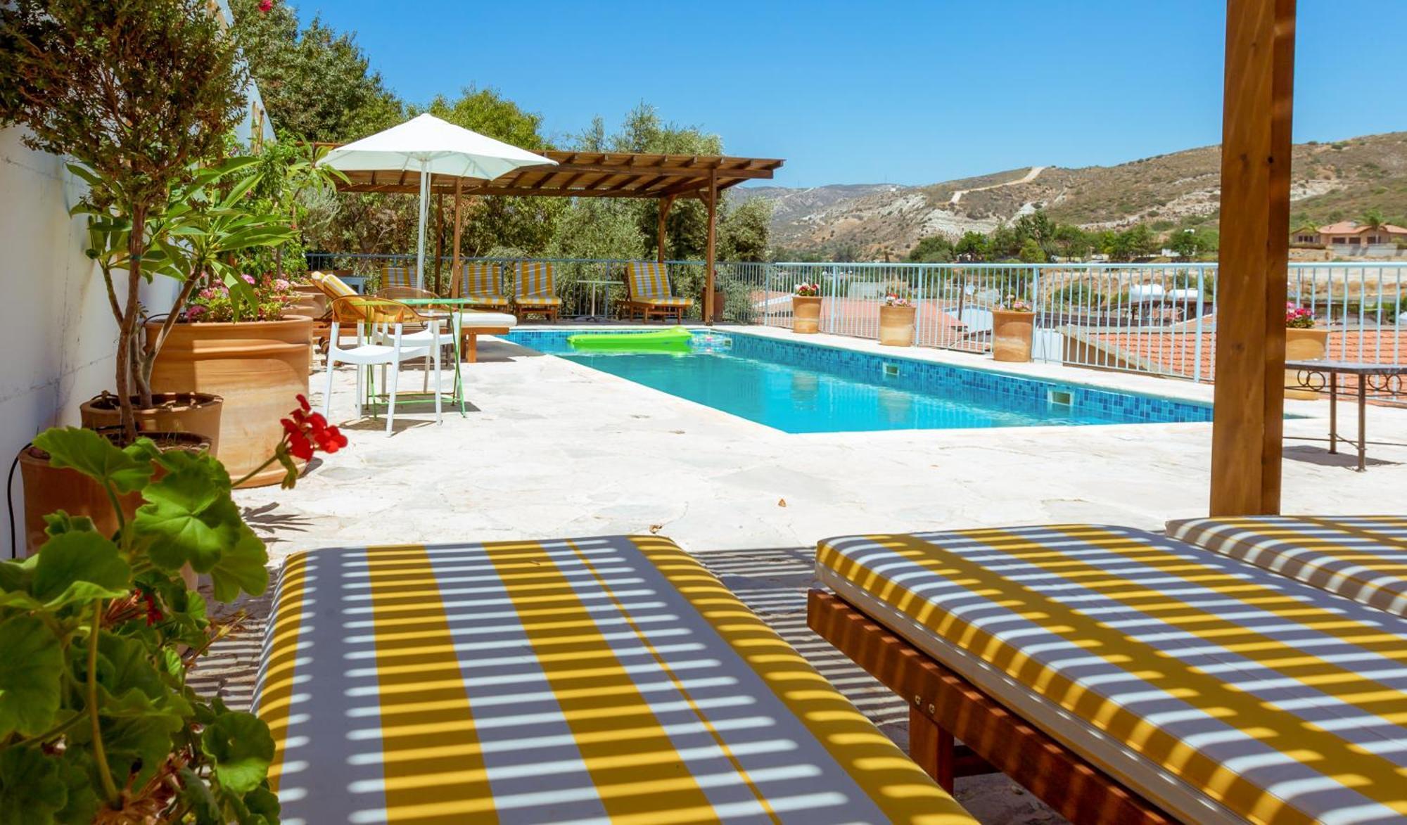 Archondia House - Holiday Apartments With Pool Kalavasos Exterior foto
